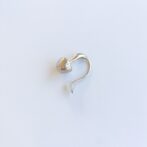 キノコモチーフのシルバーピアス