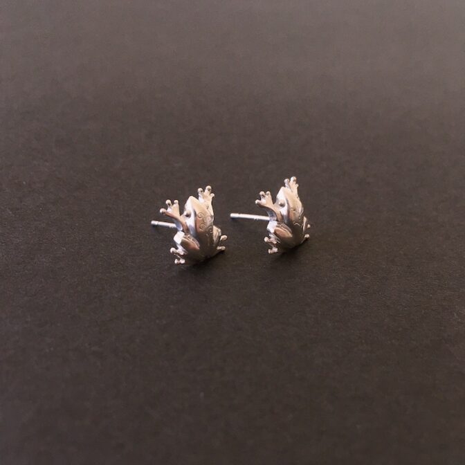 アマガエルのシルバーピアス