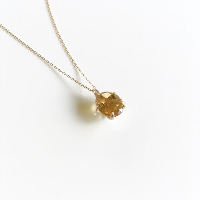 ヒトデモチーフのK10製ネックレス/RENIARA