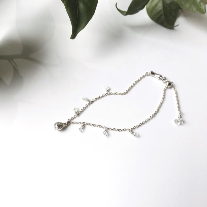 雫とハーキマー水晶のシルバーブレスレット