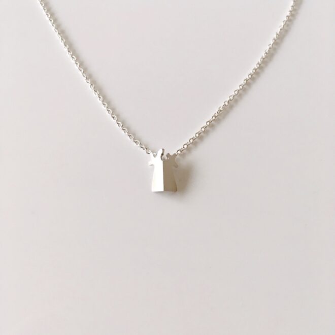 バオバブモチーフのシルバーネックレス