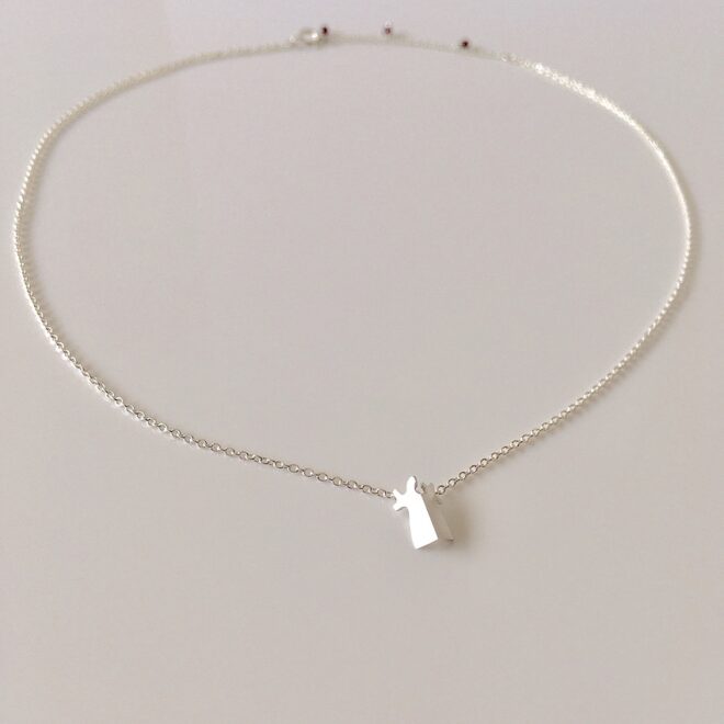 バオバブモチーフのシルバーネックレス