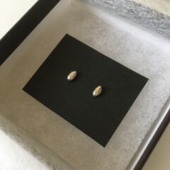 カスタムメイド／お米のプラチナ製ピアス